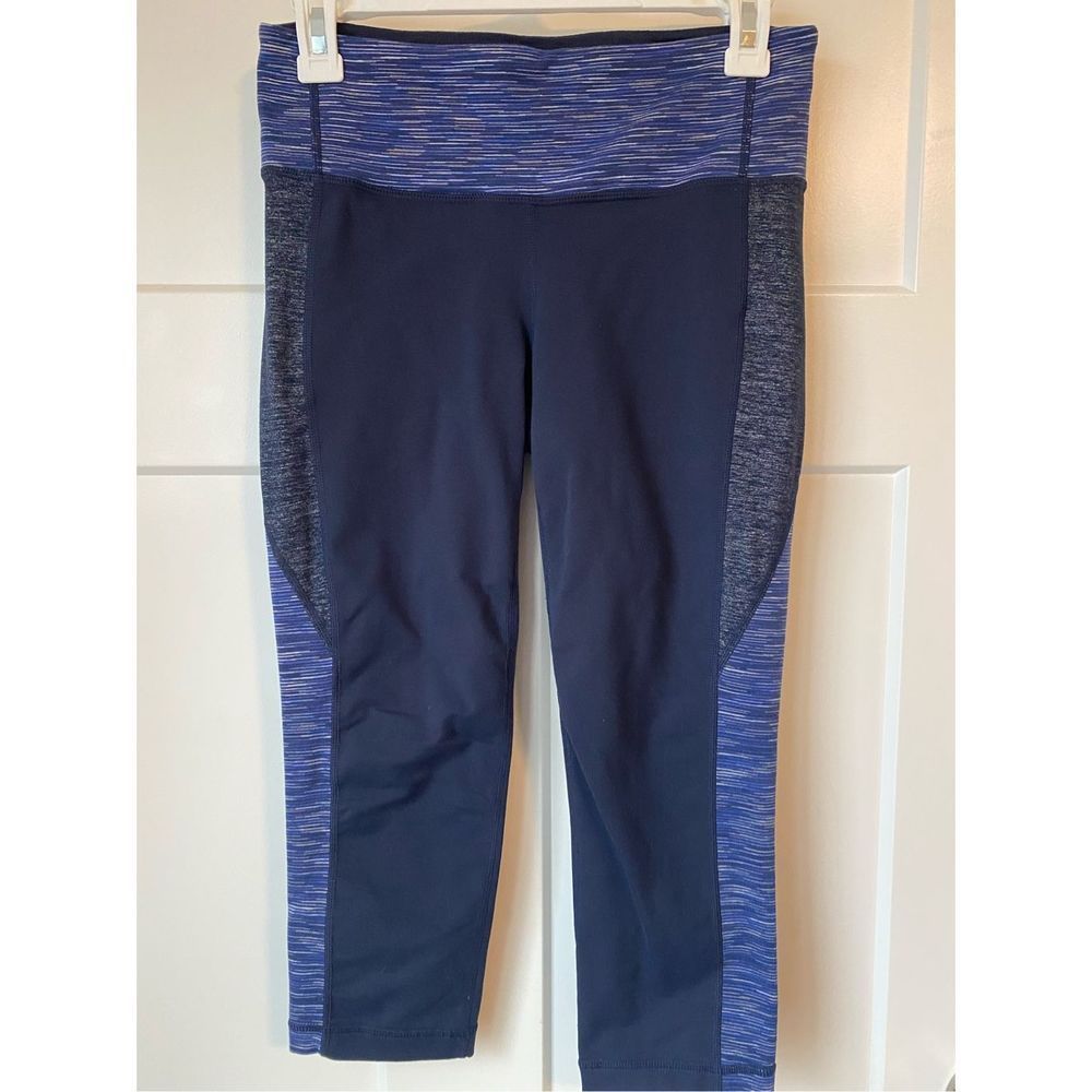 Athleta Navy Capri